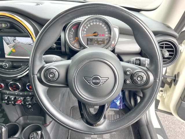 BMW MINI COOPER D 2020 Image 31