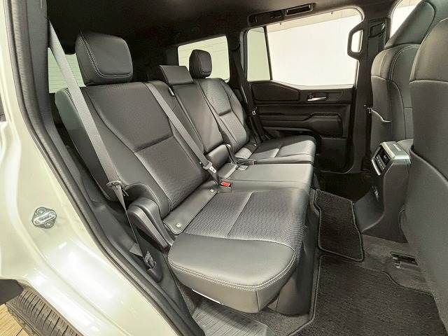 TOYOTA LANDCRUISER 250 2024 Image 31