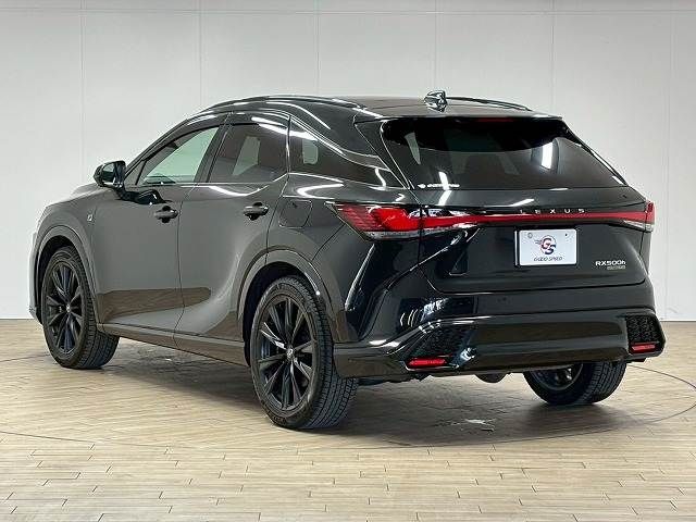 TOYOTA LEXUS RX500H 2023 Image 31