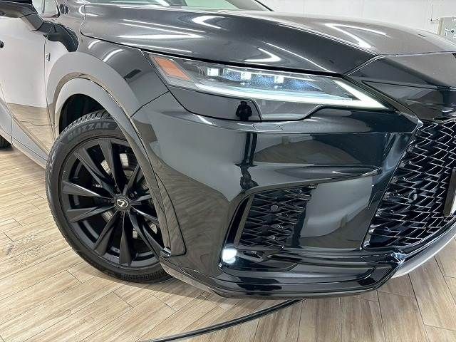 TOYOTA LEXUS RX500H 2023 Image 31