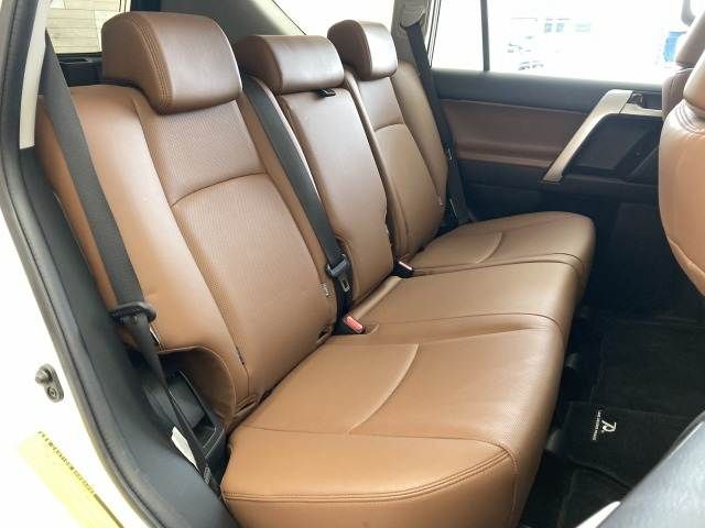 TOYOTA LANDCRUISER PRADO 2022 Image 31