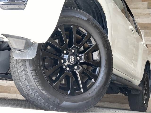 TOYOTA LANDCRUISER PRADO 2022 Image 31