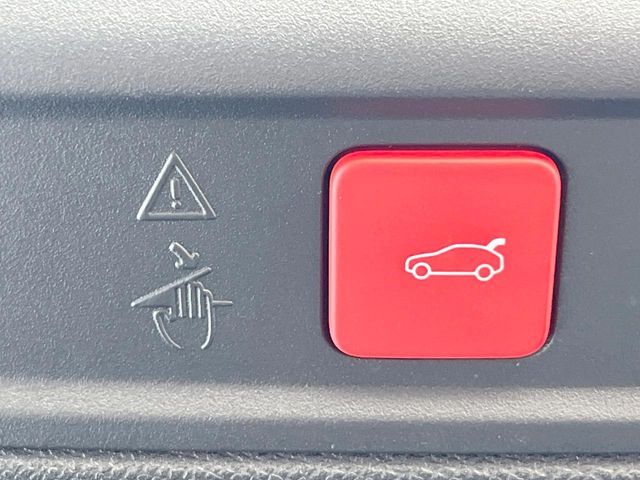 PEUGEOT 408 2023 Image 31