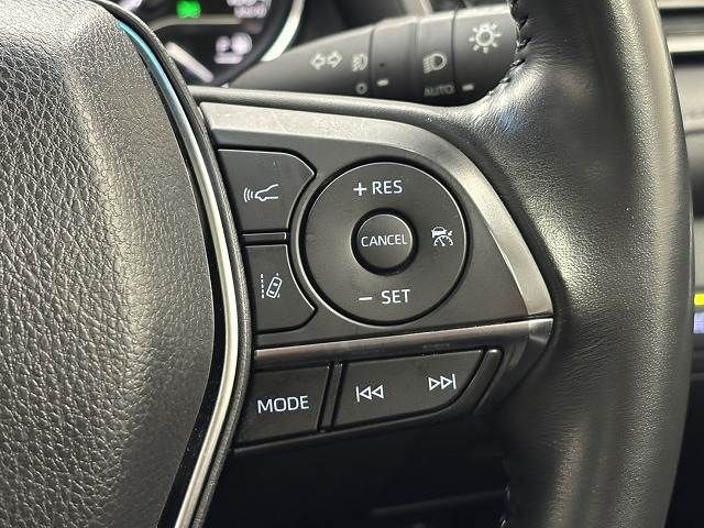 TOYOTA CAMRY HYBRID 2022 Image 31