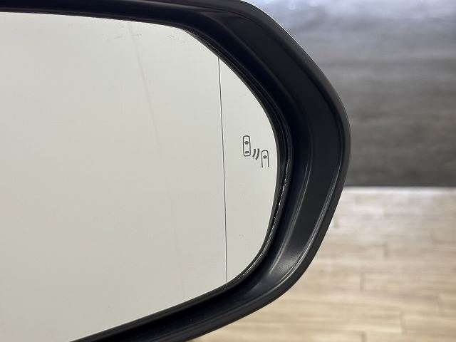 TOYOTA CAMRY HYBRID 2022 Image 31