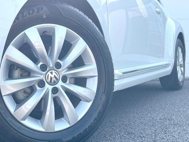 VOLKSWAGEN THE BEETL 2017 Image 31