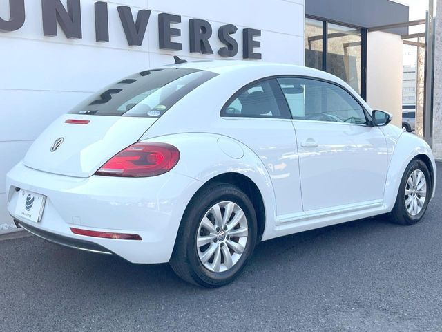 VOLKSWAGEN THE BEETL 2017 Image 31