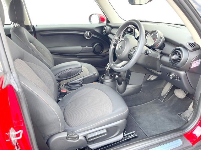 BMW MINI ONE 2021 Image 31