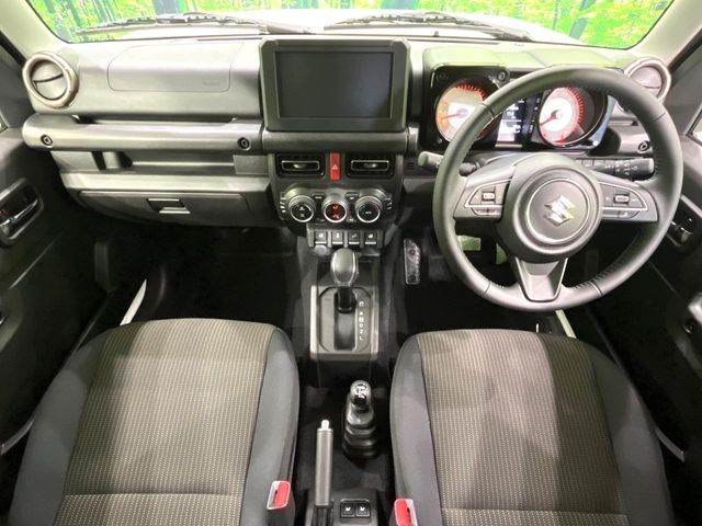 SUZUKI JIMNY NOMADE 2025 Image 31