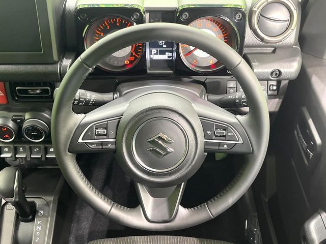 SUZUKI JIMNY NOMADE 2025 Image 31