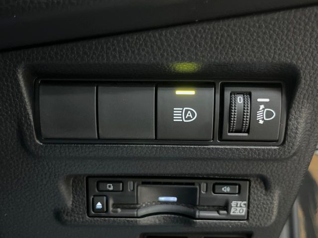 TOYOTA COROLLA CROSS HYBRID 2026 Image 31