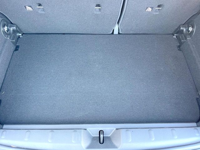 BMW MINI COOPER D 5D 2017 Image 31