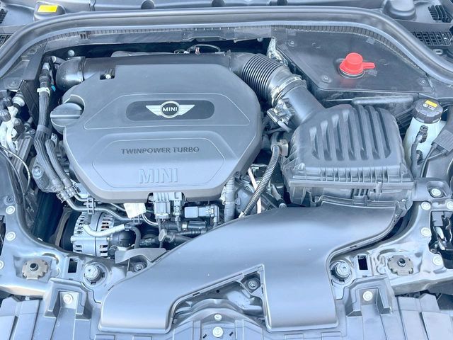 BMW MINI COOPER D 5D 2017 Image 31