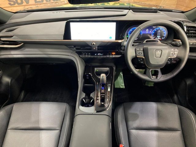 TOYOTA CROWN ESTATE 4WD 2025 Image 31