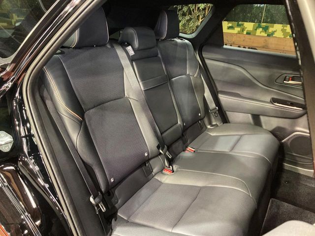 TOYOTA CROWN ESTATE 4WD 2025 Image 31