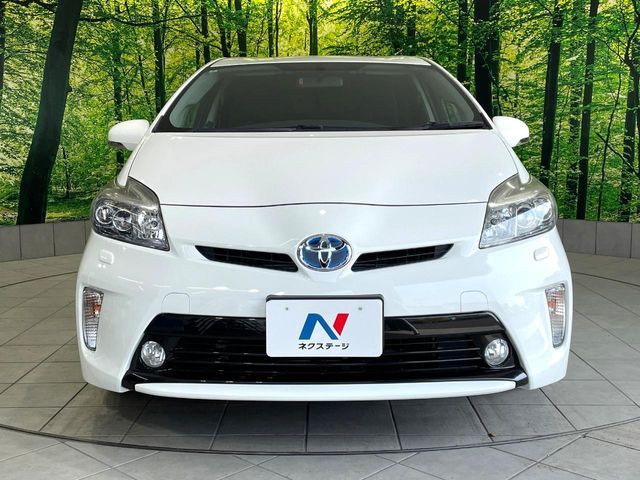 TOYOTA PRIUS 2015 Image 31
