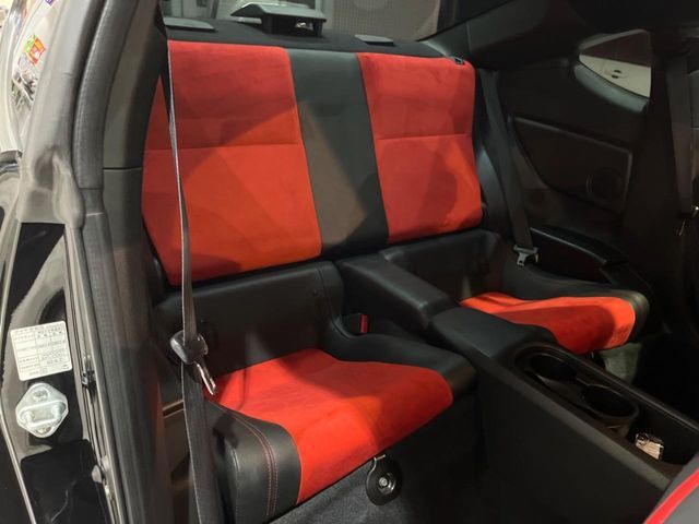 TOYOTA 86 2012 Image 31