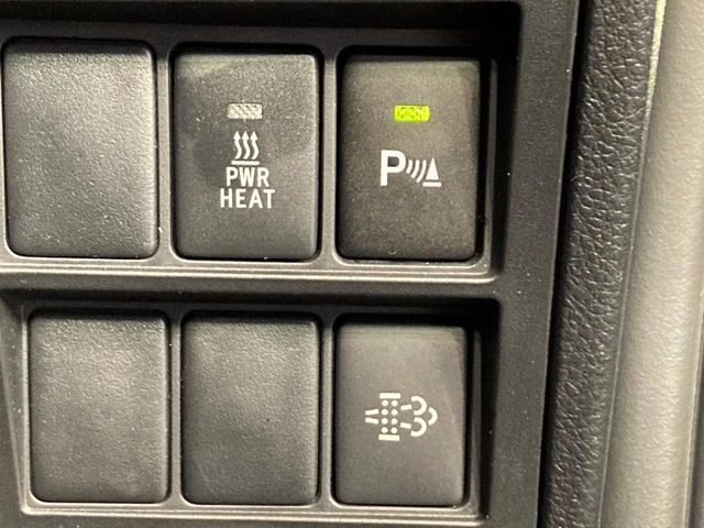 TOYOTA HILUX 4WD 2023 Image 31