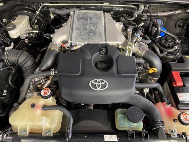 TOYOTA HILUX 4WD 2023 Image 31