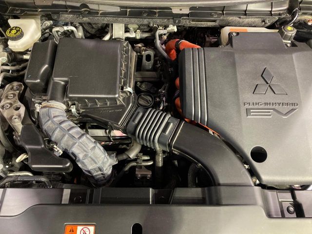 MITSUBISHI OUTLANDER PHEV 2023 Image 31