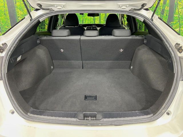 TOYOTA PRIUS 2016 Image 31