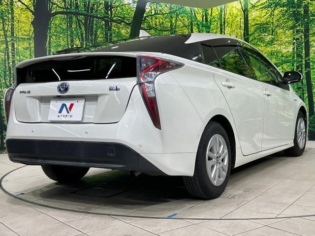 TOYOTA PRIUS 2016 Image 31