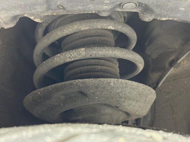 TOYOTA PRIUS 2016 Image 31