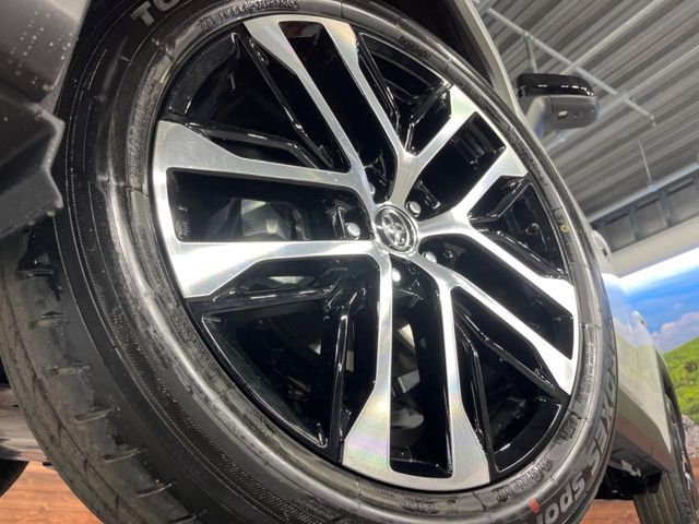 TOYOTA RAV4 HYBRID 4WD 2026 Image 31