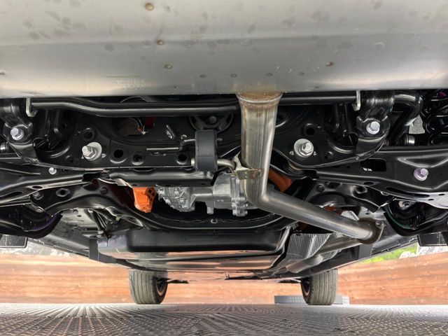 TOYOTA RAV4 HYBRID 4WD 2026 Image 31