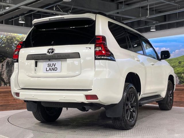 TOYOTA LANDCRUISER PRADO 2023 Image 31