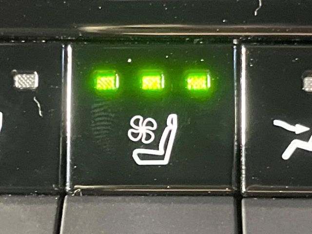 TOYOTA CROWN CROSSOVER 2022 Image 31