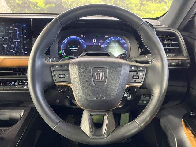 TOYOTA CROWN CROSSOVER 2022 Image 31