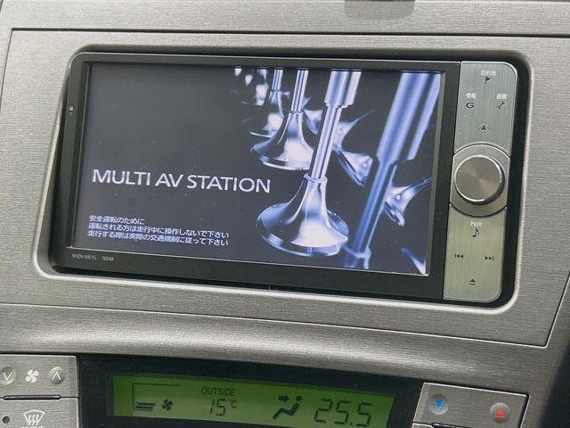 TOYOTA PRIUS 2012 Image 31