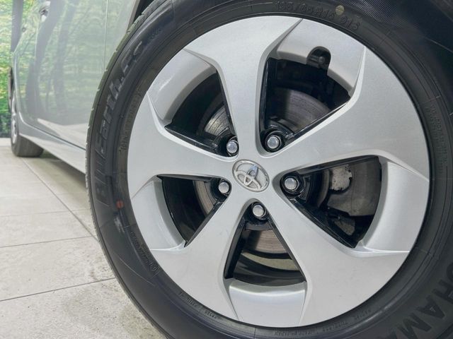 TOYOTA PRIUS 2012 Image 31