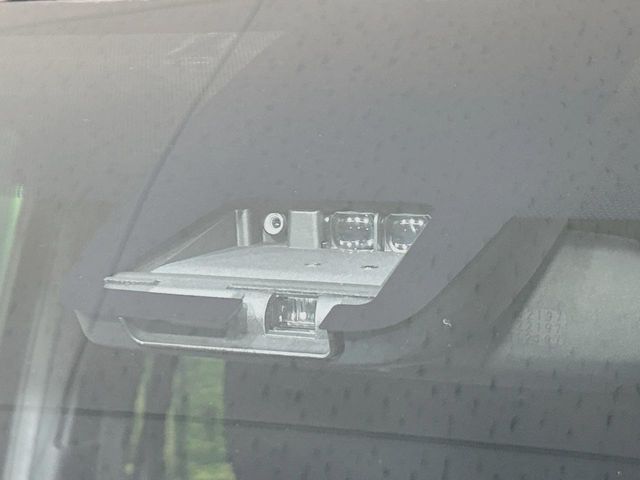 TOYOTA VOXY 2019 Image 31