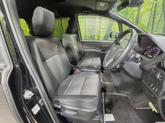 TOYOTA VOXY 2019 Image 31