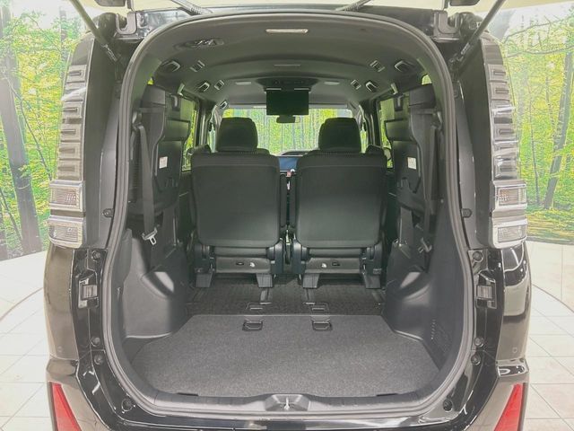 TOYOTA VOXY 2019 Image 31