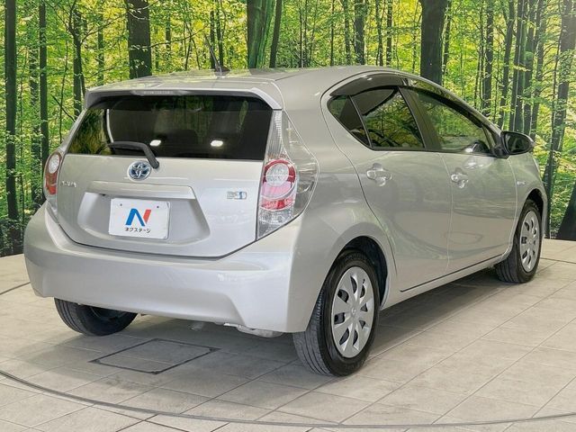 TOYOTA AQUA 2014 Image 31