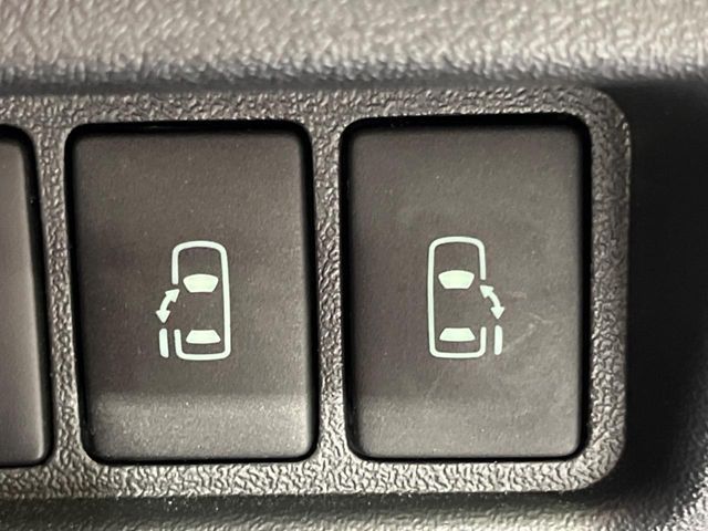 TOYOTA HIACE VAN 2WD 2023 Image 31