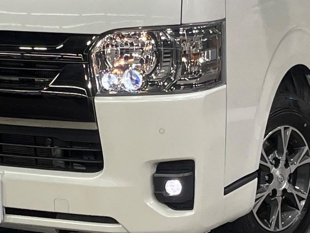 TOYOTA HIACE VAN 2WD 2023 Image 31