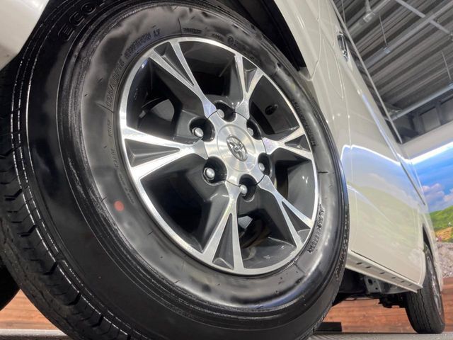 TOYOTA HIACE VAN 2WD 2023 Image 31