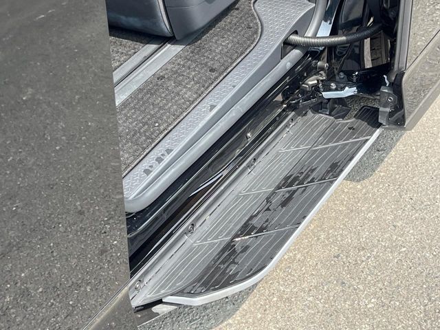 TOYOTA NOAH HYBRID 2024 Image 31