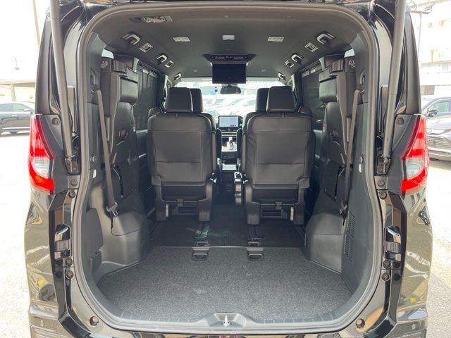 TOYOTA NOAH HYBRID 2024 Image 31