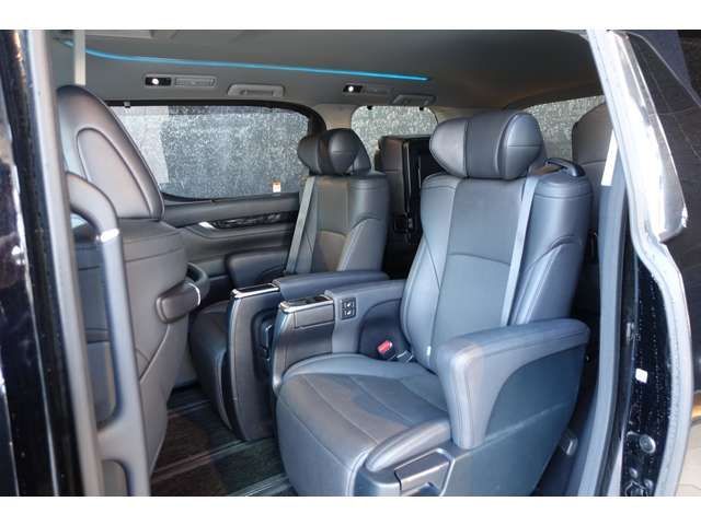 TOYOTA ALPHARD 4WD 2023 Image 31