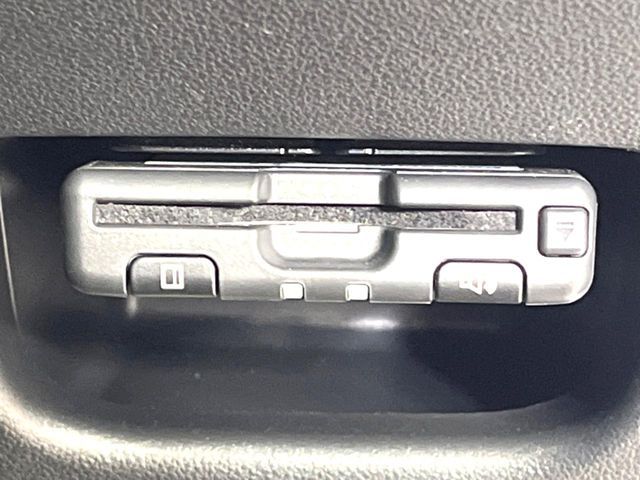 DAIHATSU MOVE CUSTOM 2015 Image 31