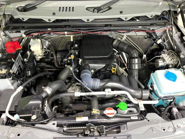 SUZUKI JIMNY 4WD 2022 Image 31