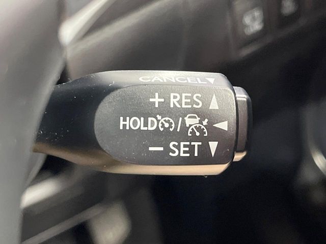 TOYOTA HARRIER HYBRID 2019 Image 31