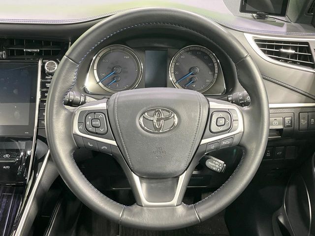 TOYOTA HARRIER HYBRID 2019 Image 31