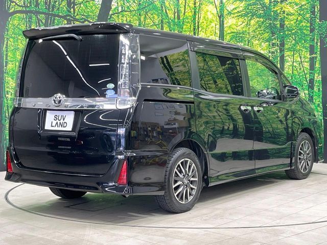 TOYOTA VOXY 2015 Image 31