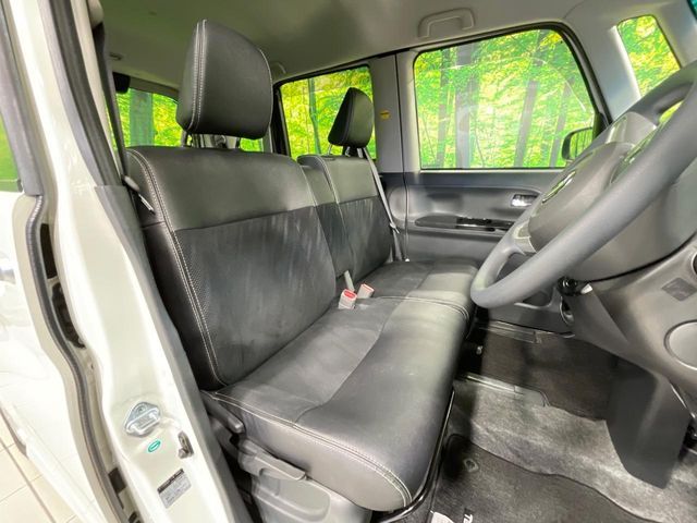 DAIHATSU TANTO CUSTOM 2015 Image 31